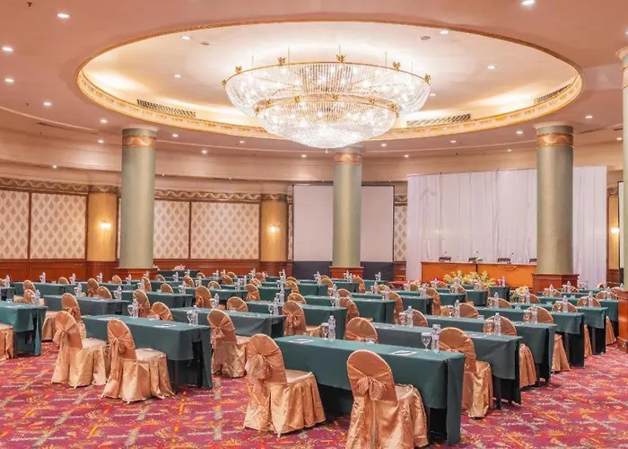 Artotel Suites Aquila Bandung